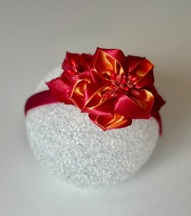 Bentiță handmade cu flori din satin, rosu si portocaliu