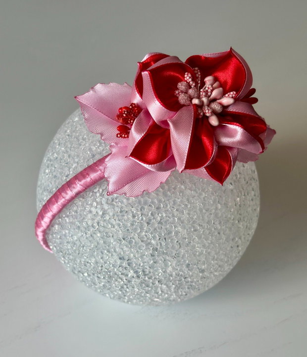 Bentiță handmade cu flori din satin, roz si rosu