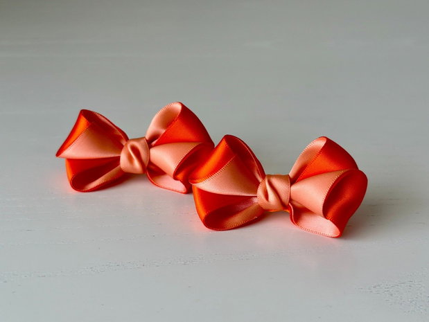 Set 2 elastice de păr handmade cu fundițe din satin, în două culori