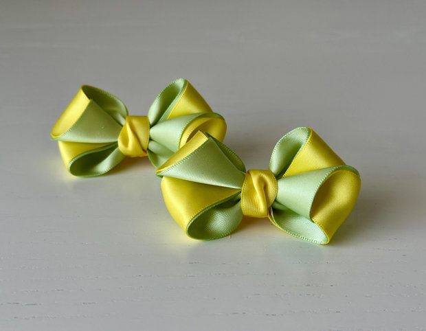 Set 2 elastice de păr handmade cu fundițe din satin, în două culori