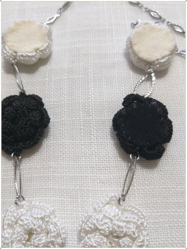 SET CROSETAT CU MATASE ALBA SI NEAGRA
