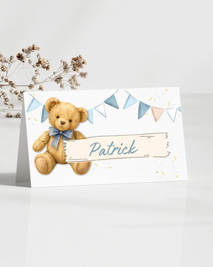 Carduri de masa personalizate