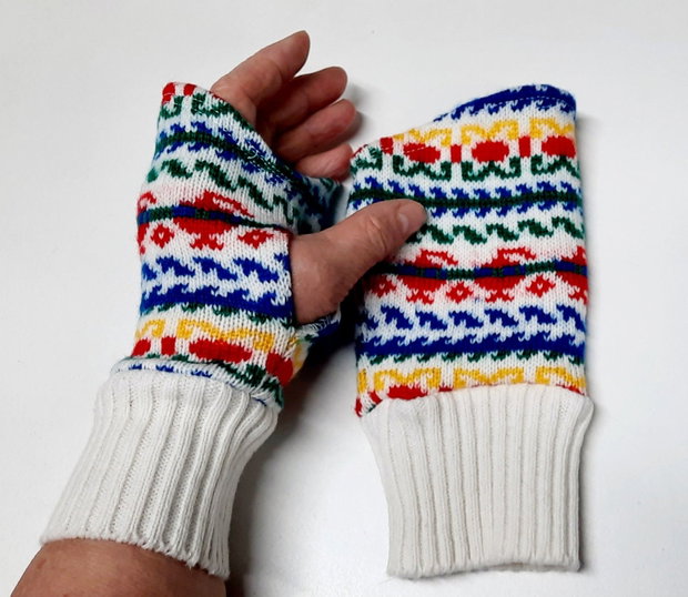 Mănuși din tricot