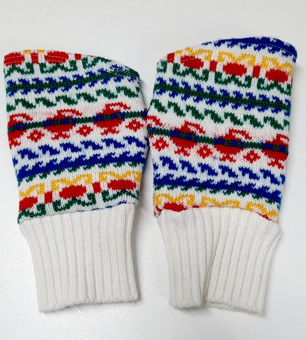 Mănuși din tricot
