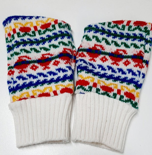 Mănuși din tricot