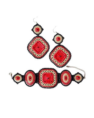 Set Royal Cercei si Bratara cu Cristale