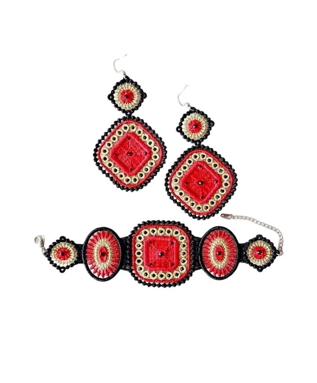 Set Royal Cercei si Bratara cu Cristale