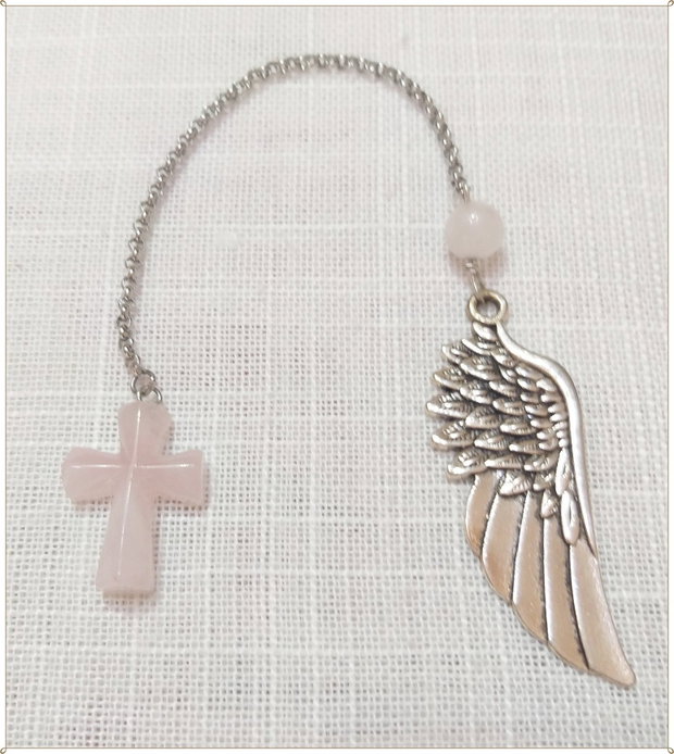 SEMN DE CARTE- CRUCIULITA DE CUART ROZ