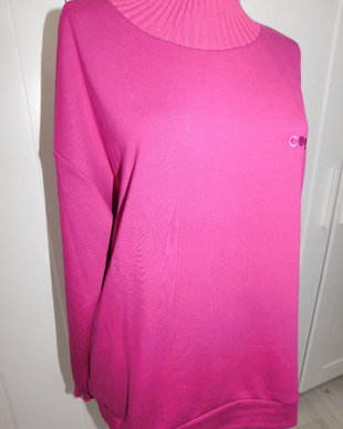Bluza  noua, etichete atasate , masura XL,   foarte frumoasa, culoare  eleganta