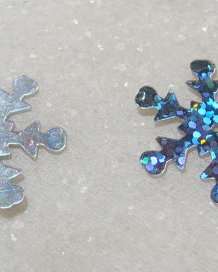 (10 bucati) Fulgi de nea - paiete de cusut / lipit aprox 22x23 mm