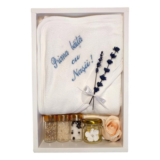 Set prima baita dupa botez pentru baietel, bleu, cu prosop brodat si accesorii, Denikos NK84