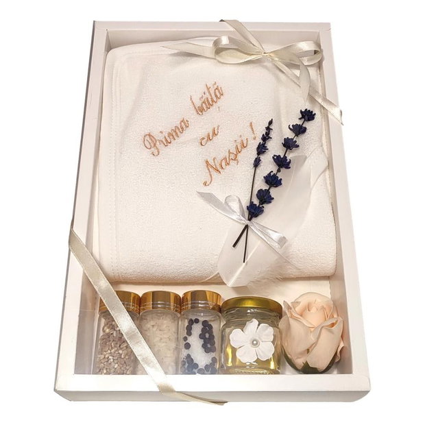 Set traditional pentru prima baita cu nasii dupa botez pentru fetita sau baietel, Crem / ivoire, cu prosop brodat, Denikos NK86
