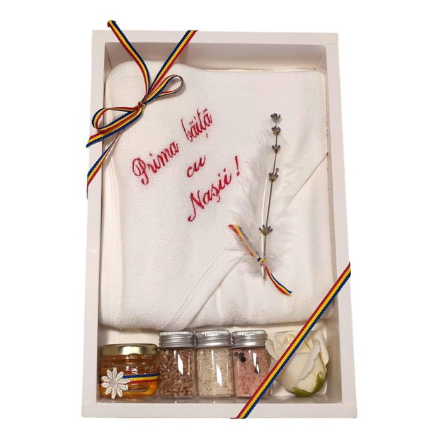 Set prima baita cu nasii dupa botez pentru fetita sau baietel, traditional tricolor, cu prosop brodat si accesorii, Denikos NK94