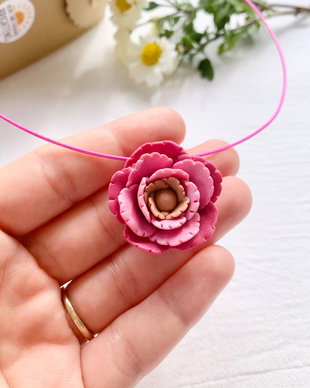 Colier Bloom