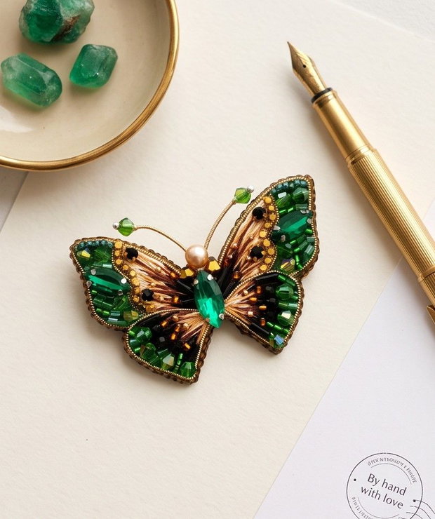 Broșă fluture - Fluturele dintre Lumi