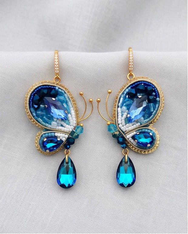 Cercei Blue Butterfly Dreams