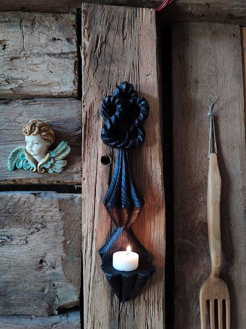 Candela veche sculptata manual-Piesă Unicat cu Nod Dublu Simbolic