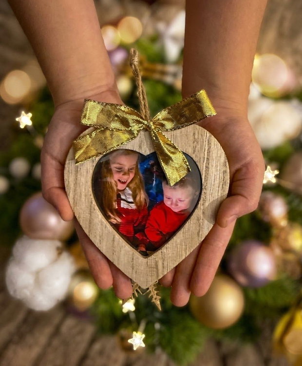 Glob / Ornamente personalizate în formă de inimă cu poză și fundiță festivă Decorațiune de Crăciun