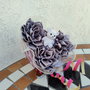 Aranjament floral hand-made cu ursuleț și flori din satin