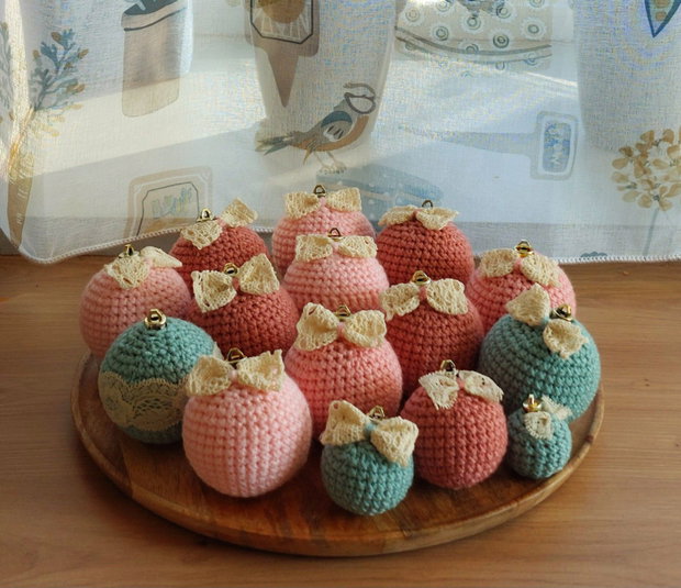Glob croşetat Pink