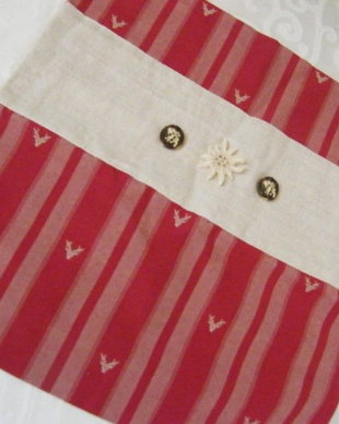 Noua-husa perna decor rustic