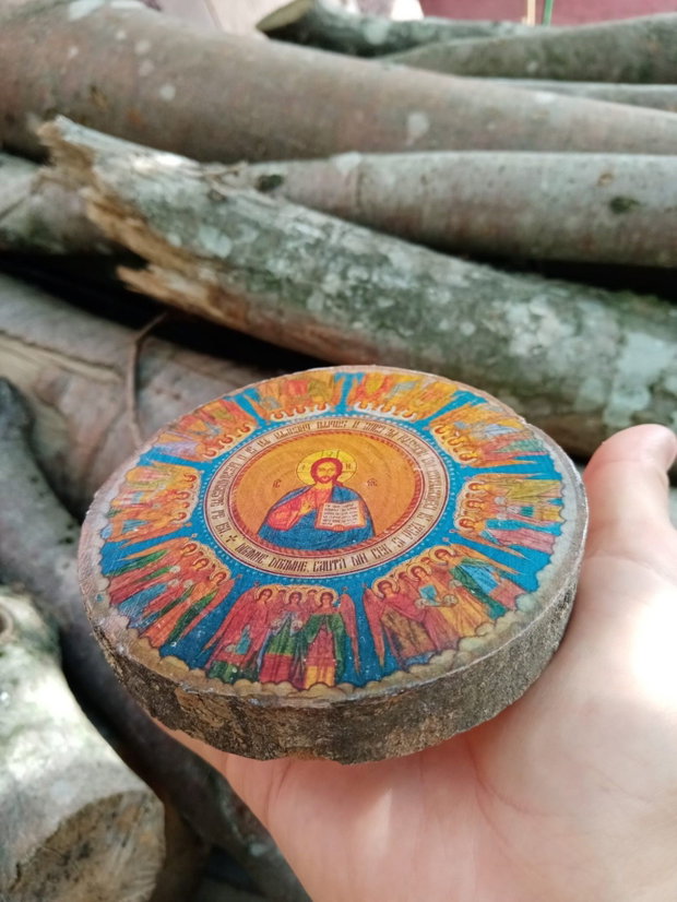 Lemn cu coajă-icoană Pantocrator