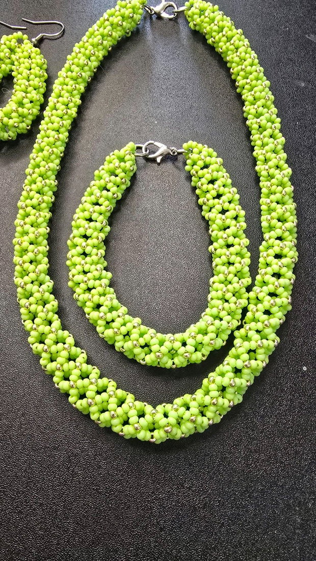 Set de bijuterii handmade Lime Glow  Verde și Auriu