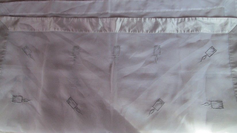 fata de masa mica eleganta