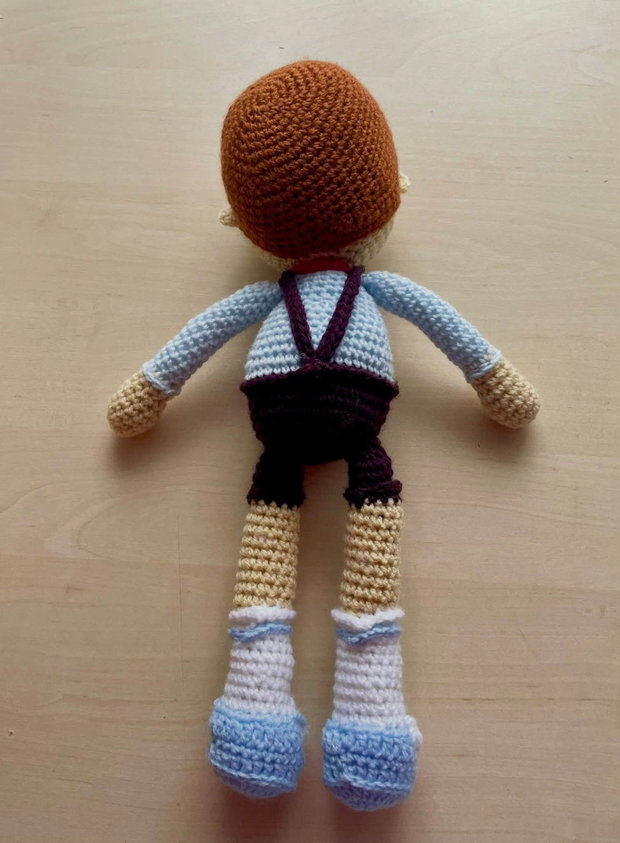 Amigurumi, baiat, marioneta