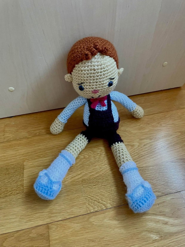 Amigurumi, baiat, marioneta