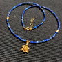 Colier vermeil lapis lazuli charm argint placat cu aur floare orhidee minimalist boho chic trendy