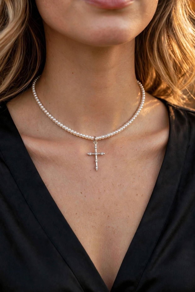Colier Cross