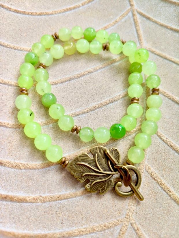 Colier vintage calcedonie verde crud