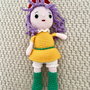 Amigurumi, fetita, spiridus de Craciun, jucarie crosetata