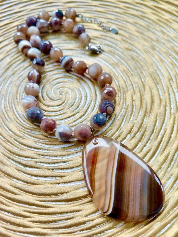 Colier vintage agate cafenii