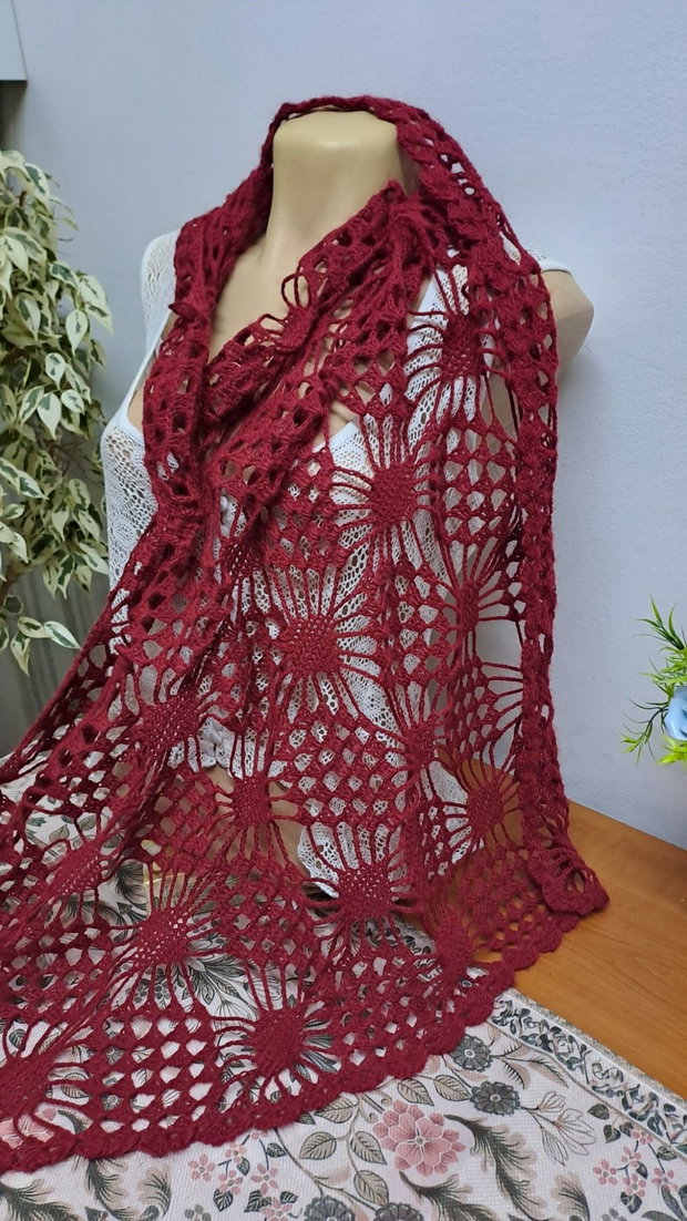 Eșarfă grena,dantelată