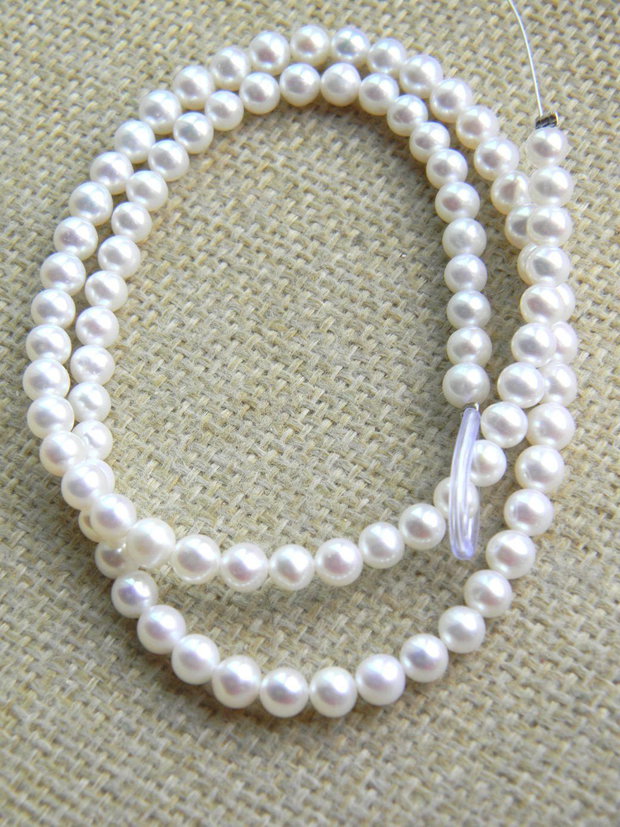 Perle naturale 5 mm (AL 1)