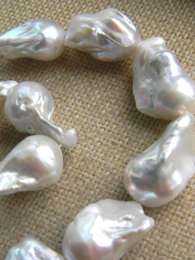 Perle baroc (AL 1)