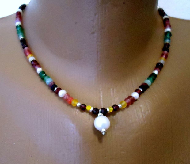 Gemstones and pearls / Pietre S si perle