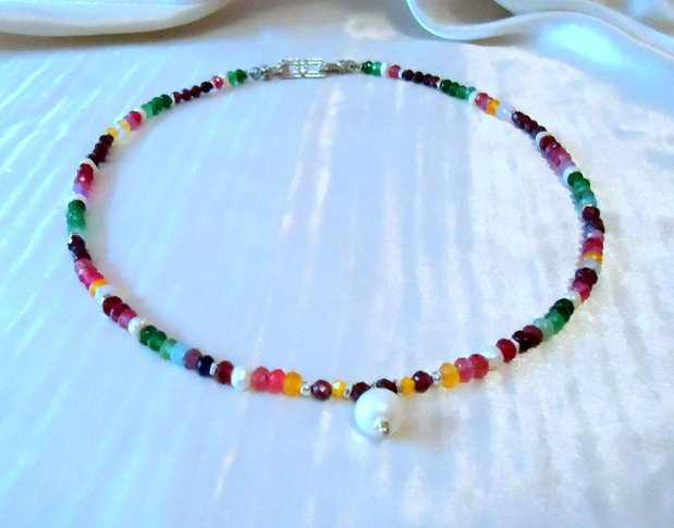 Gemstones and pearls / Pietre S si perle
