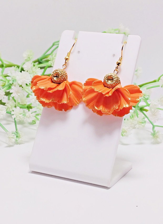 Cercei Ruffled Petals