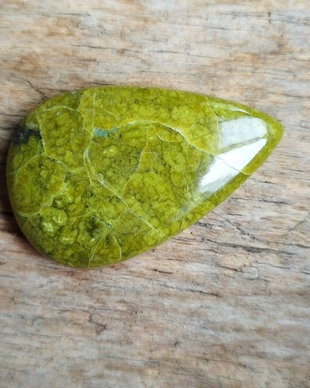 Cabochon opal vede 36x23x6.5 mm