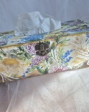 Cutie pentru servetele handmade