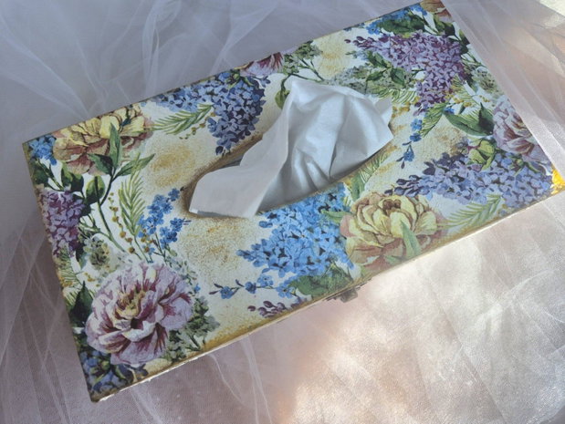 Cutie pentru servetele handmade