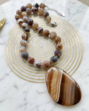 Colier vintage agate cafenii