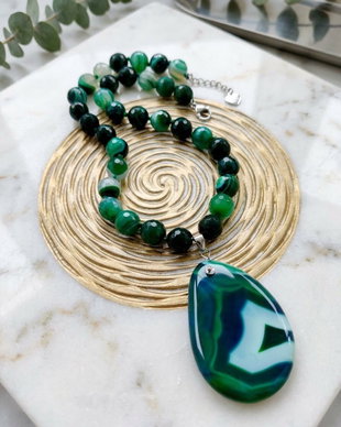 Colier vintage agate verzi