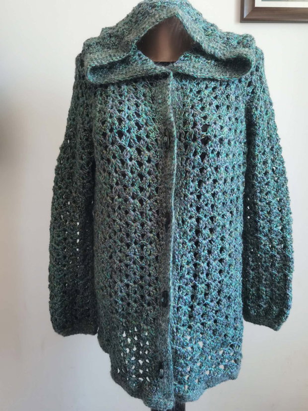 Cardigan croșetat manual Mohair și mătase, în nuanțe de turcoaz și verde