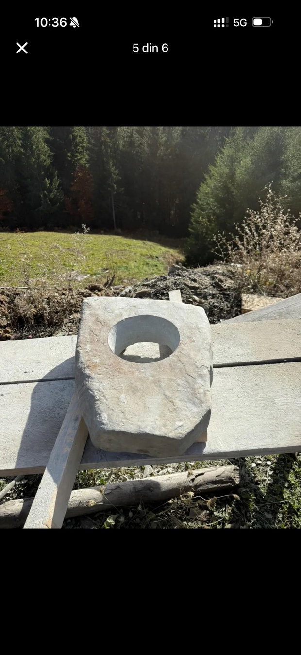 Lampa de gradina din Piatra Naturala cu LED