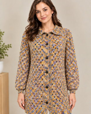 cardigan croșetat cu fir Alison & Mae Shimmer Yarn degrade în nuanțe de galben-auriu, portocaliu arămiu și mov.