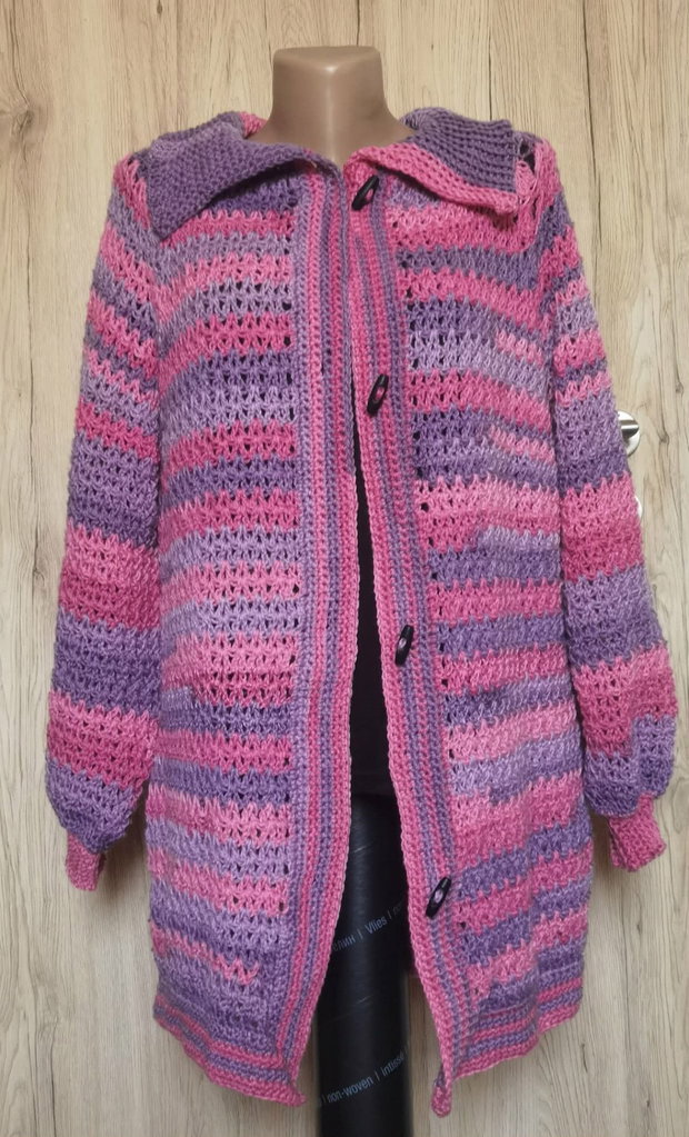 Cardigan lung croșetat manual  degrade roz și mov